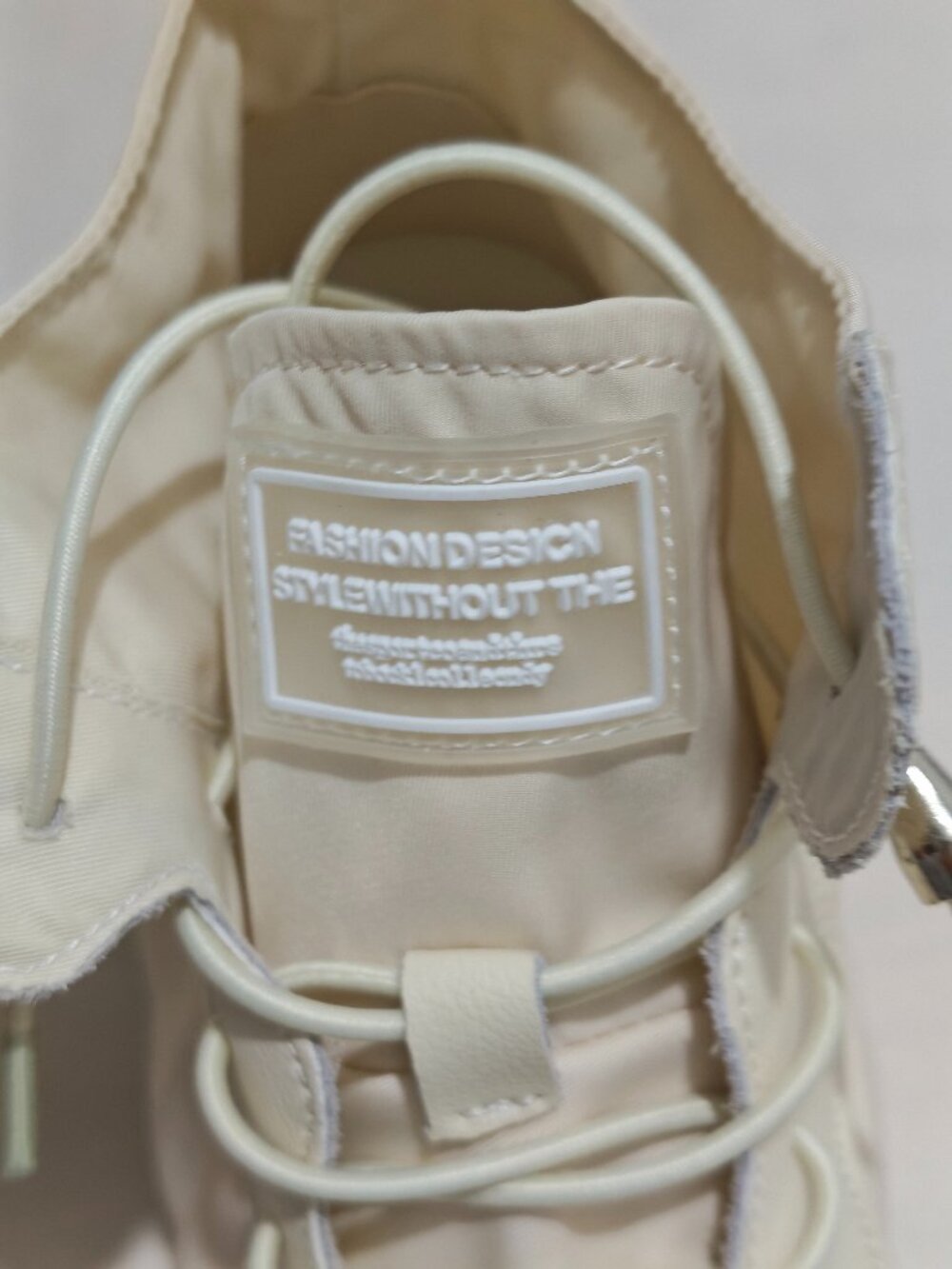White Women New York Yankees High Top Sneakers - Picture 5 of 8